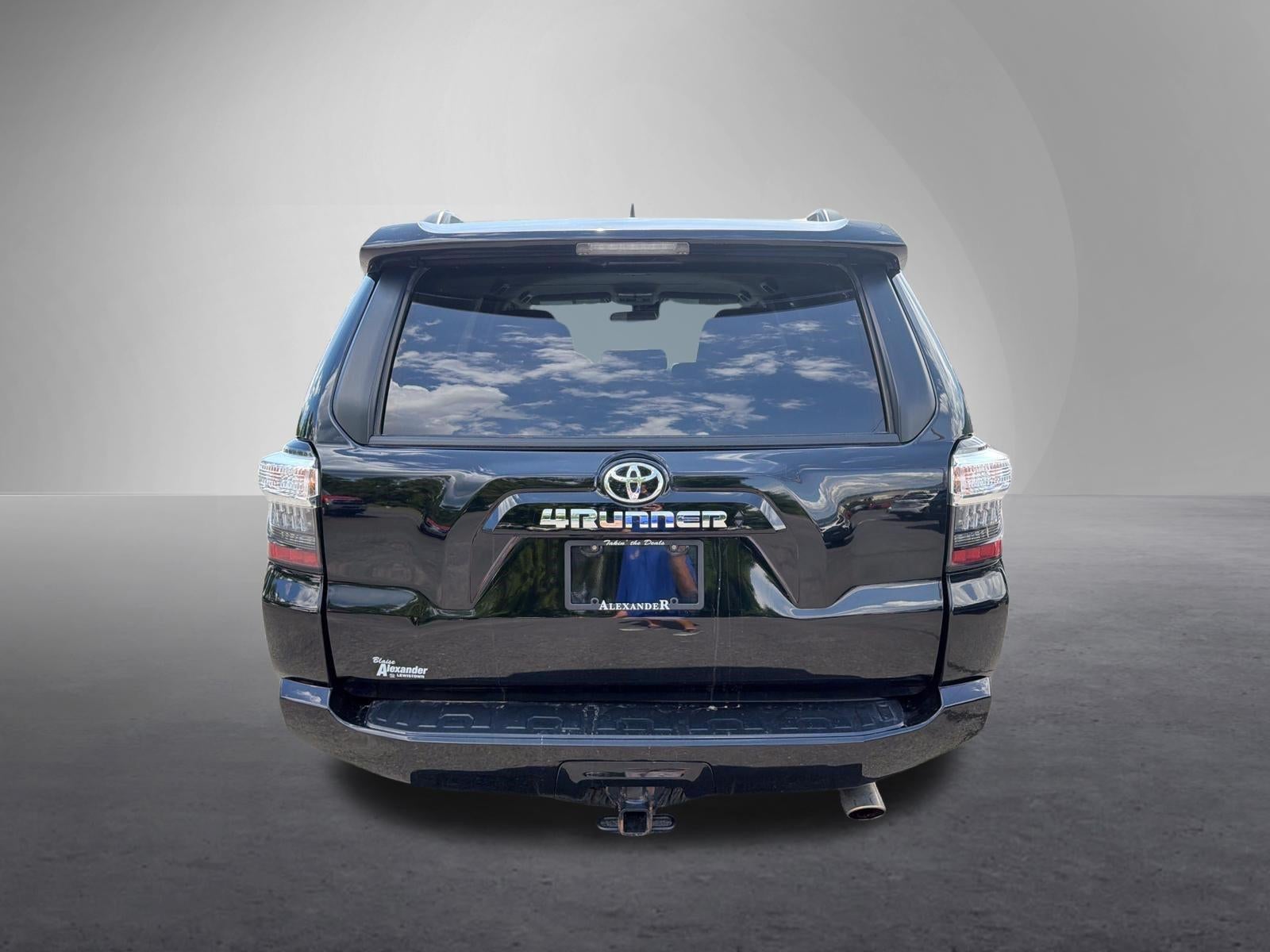 2024 Toyota 4Runner SR5 4WD (GS)