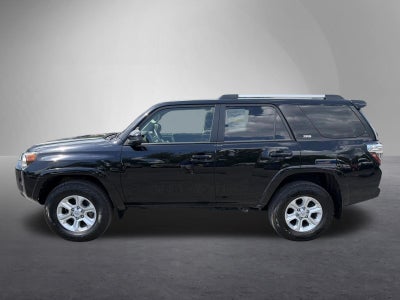 2024 Toyota 4Runner SR5 4WD (GS)
