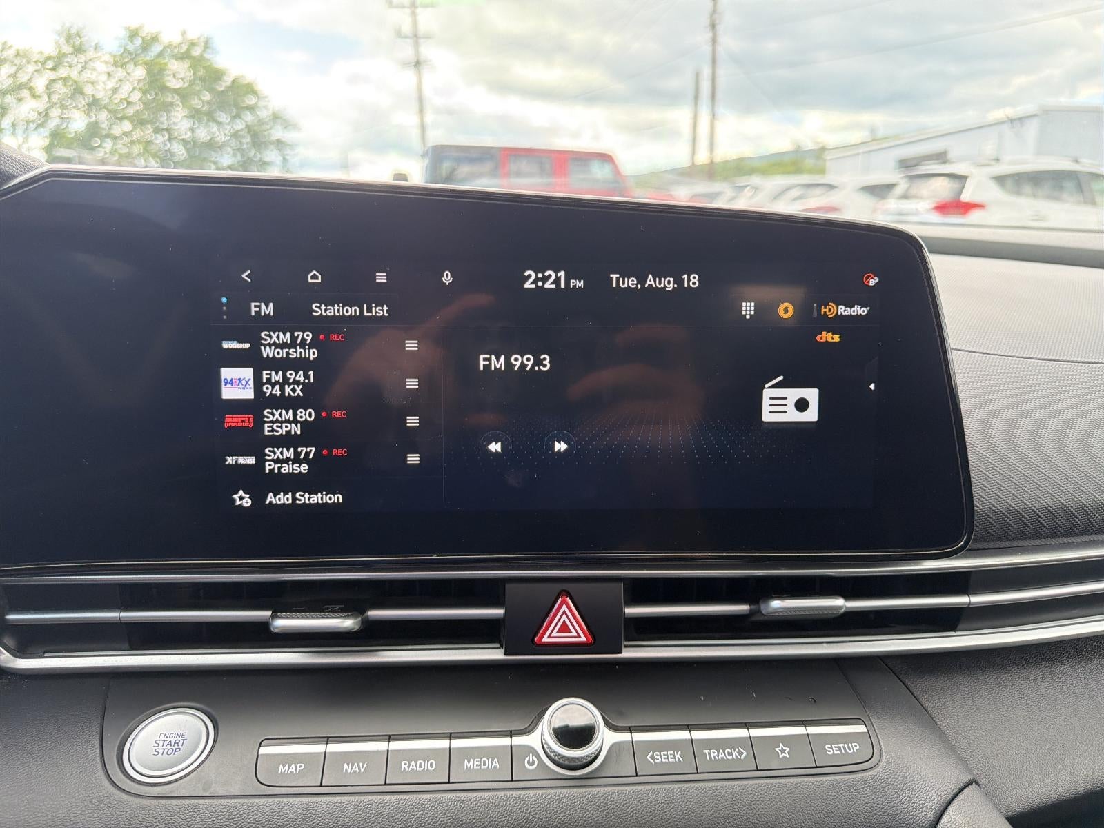 2025 Hyundai ELANTRA SEL Convenience IVT