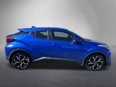 2019 Toyota C-HR XLE FWD (Natl)