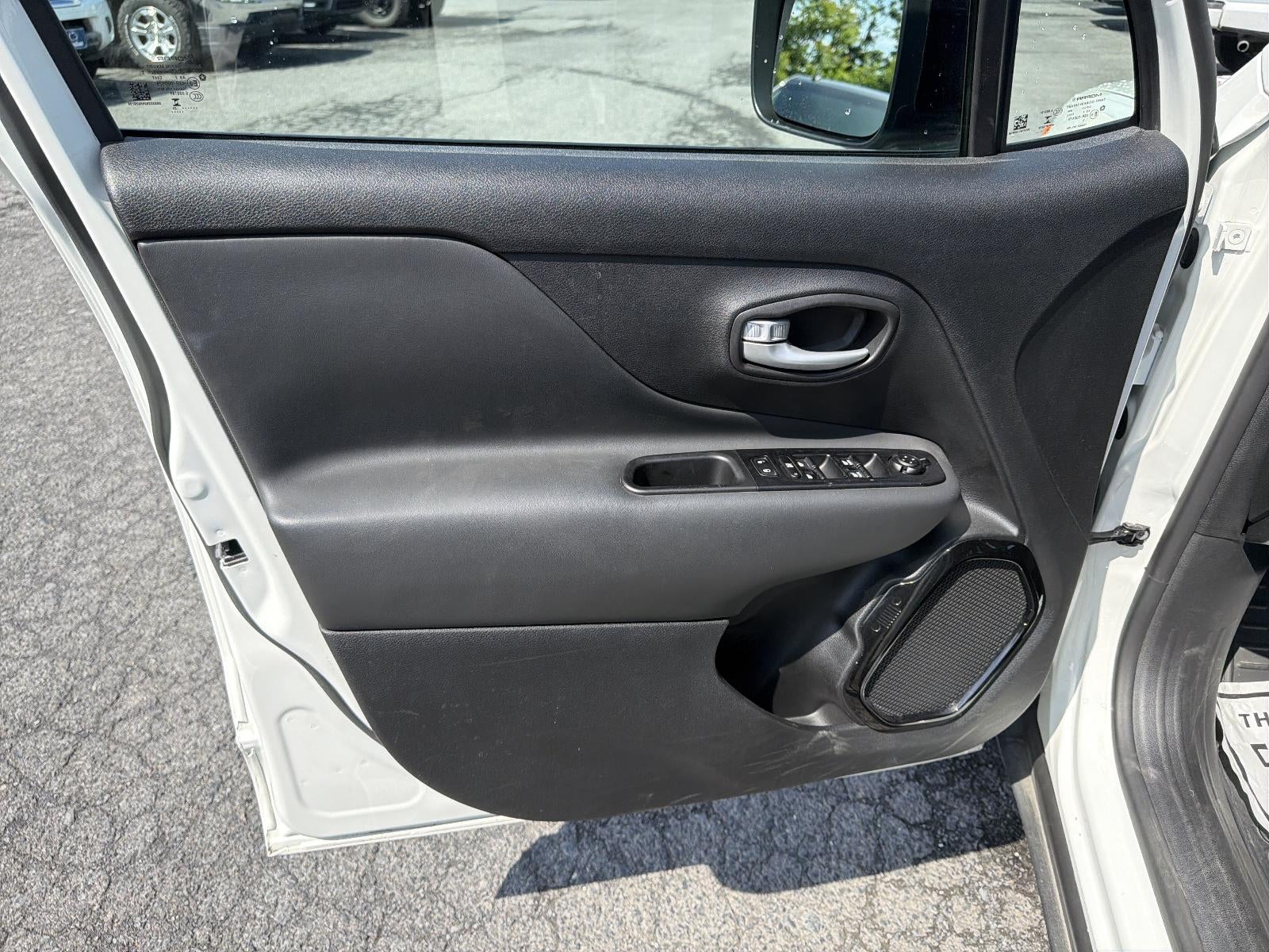 2023 Jeep Renegade Altitude 4x4
