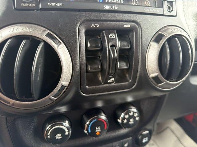 2017 Jeep Wrangler Unlimited Freedom 4x4 *Ltd Avail*