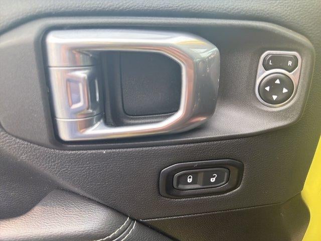 2023 Jeep Gladiator Overland 4x4 *Ltd Avail*