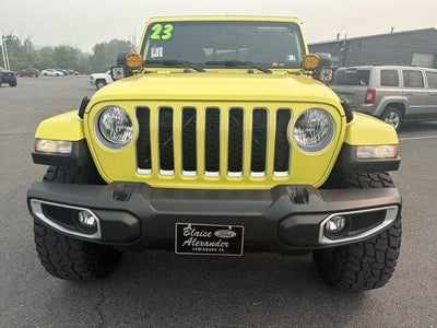 2023 Jeep Gladiator Overland 4x4 *Ltd Avail*