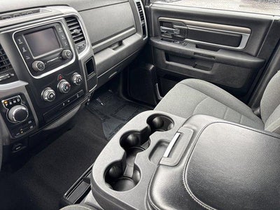 2024 RAM 1500 Classic Warlock 4x4 Crew Cab 5'7" Box