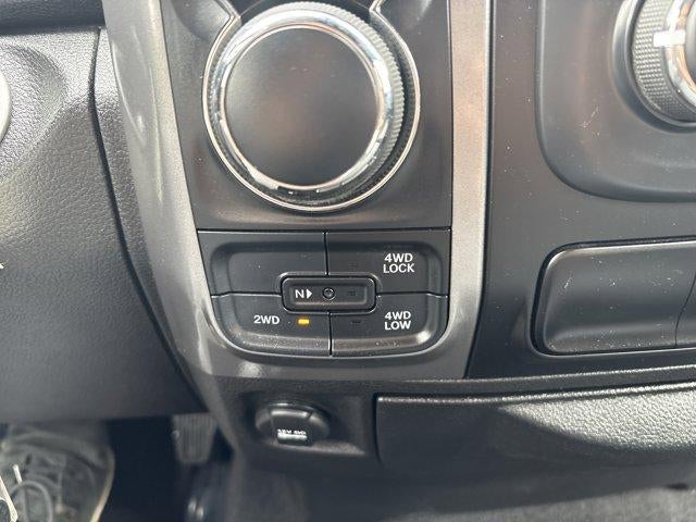 2024 RAM 1500 Classic Warlock 4x4 Crew Cab 5'7" Box