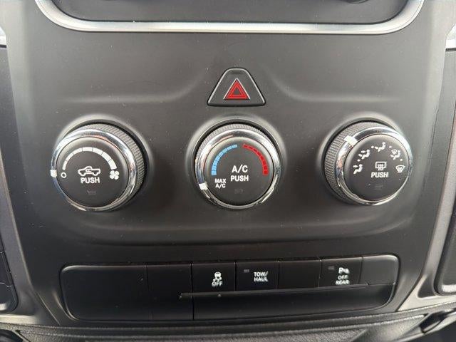 2024 RAM 1500 Classic Warlock 4x4 Crew Cab 5'7" Box