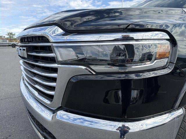 2026 RAM 1500 Laramie 4x4 Crew Cab 5'7" Box