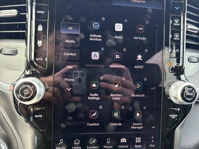 2026 RAM 1500 Laramie 4x4 Crew Cab 5'7" Box