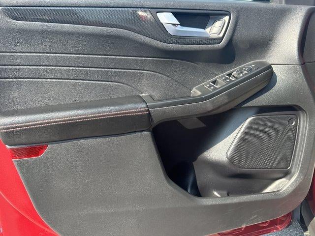 2025 Ford Escape ST-Line Select AWD