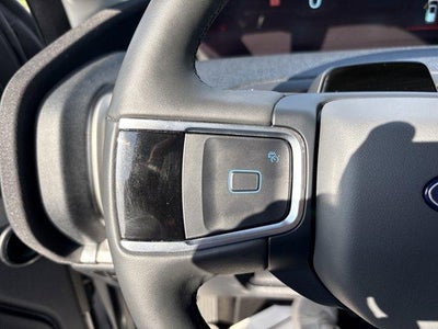 2025 Ford Expedition Max Active 4x4