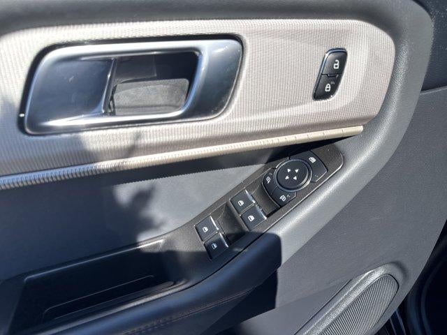 2026 Ford Explorer Active w/100A Pkg 4WD