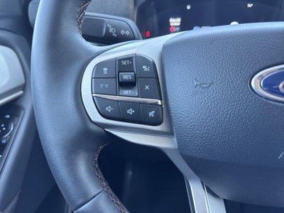 2026 Ford Explorer Active w/100A Pkg 4WD