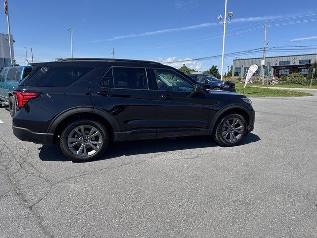 2026 Ford Explorer Active w/100A Pkg 4WD