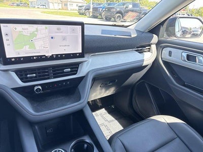 2026 Ford Explorer Active w/100A Pkg 4WD