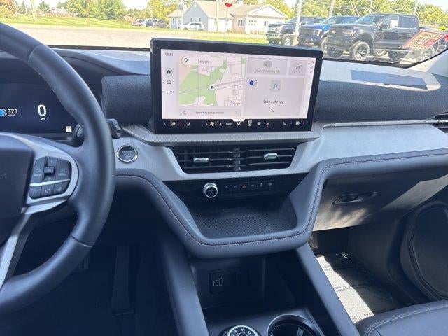 2026 Ford Explorer Active w/100A Pkg 4WD