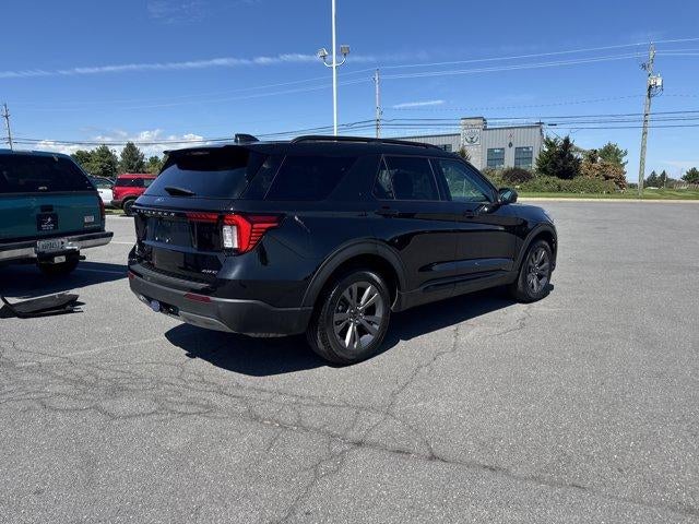 2026 Ford Explorer Active w/100A Pkg 4WD