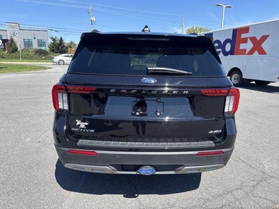2026 Ford Explorer Active w/100A Pkg 4WD
