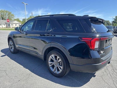 2026 Ford Explorer Active w/100A Pkg 4WD