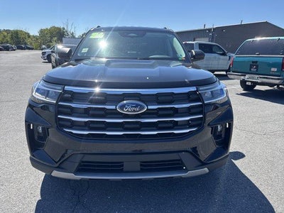 2026 Ford Explorer Active w/100A Pkg 4WD