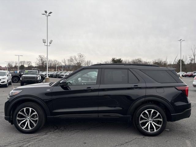2025 Ford Explorer ST-Line 4WD