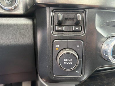 2024 Ford Super Duty F-250 SRW LARIAT 4WD Crew Cab 6.75' Box