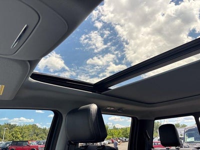 2023 Ford F-150 LARIAT 4WD SuperCrew 5.5' Box