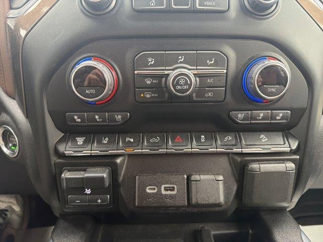 2021 Chevrolet Silverado 2500 HD Crew Cab Standard Box 4-Wheel Drive High Country