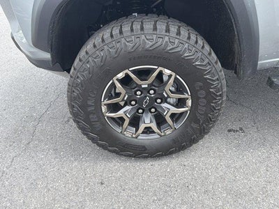2026 Chevrolet Colorado Crew Cab Short Box 4-Wheel Drive ZR2