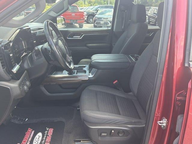 2023 Chevrolet Silverado 1500 Crew Cab Short Box 4-Wheel Drive RST