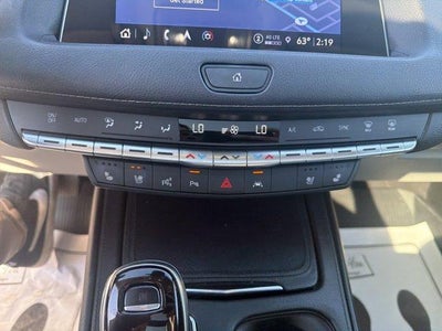 2022 Cadillac XT4 AWD 4dr Premium Luxury