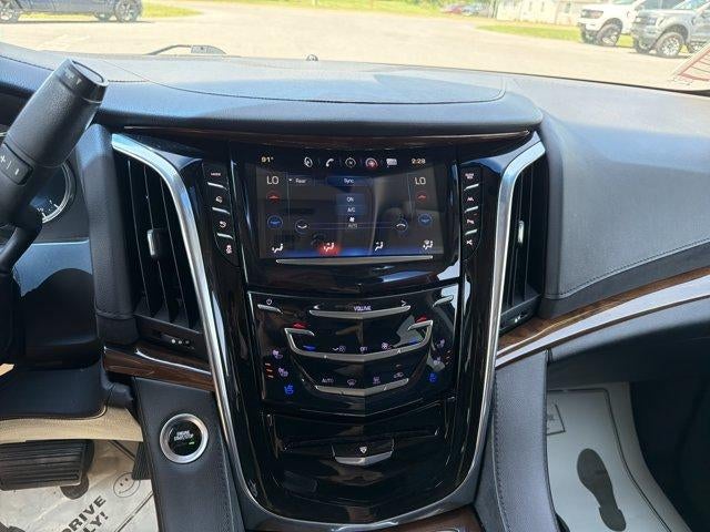 2017 Cadillac Escalade 4WD Luxury