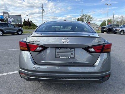 2024 Nissan Altima 2.5 SV Sedan