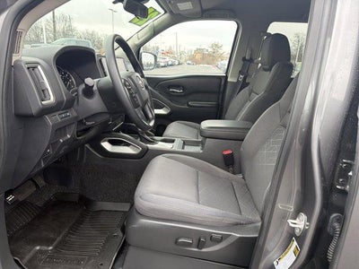 2025 Nissan Frontier Crew Cab 4x4 SV