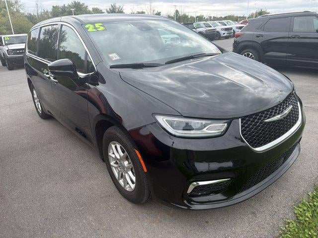 2025 Chrysler Pacifica Select FWD