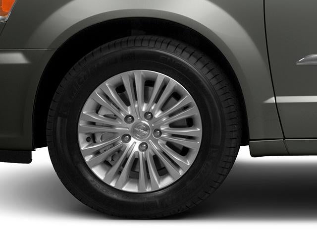 2013 Chrysler Town & Country 4dr Wgn Touring-L