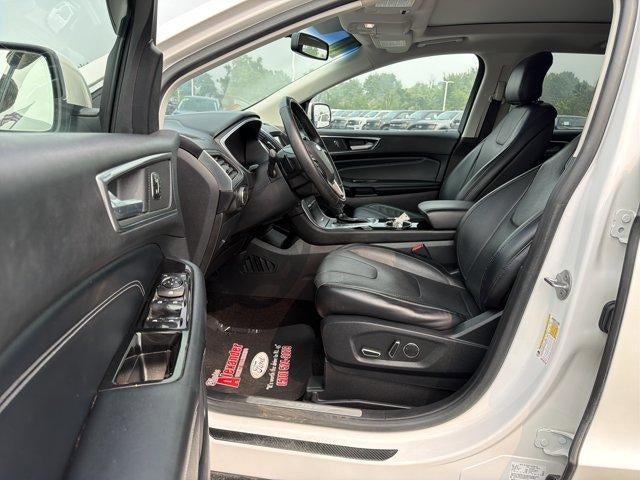 2016 Ford Edge 4dr Titanium AWD