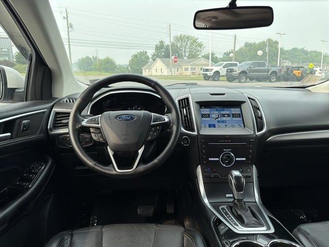 2016 Ford Edge 4dr Titanium AWD