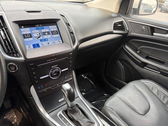 2016 Ford Edge 4dr Titanium AWD