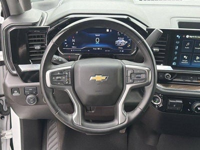 2025 Chevrolet Silverado 1500 Crew Cab Short Box 4-Wheel Drive LT 1LT