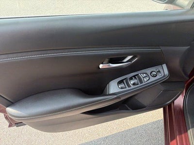 2025 Nissan Sentra SV CVT