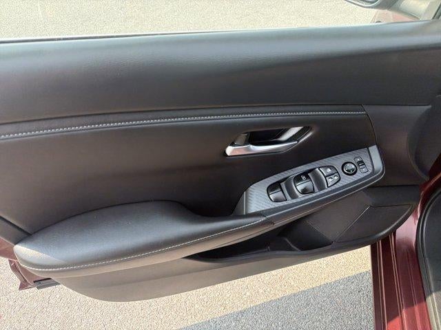 2025 Nissan Sentra SV CVT