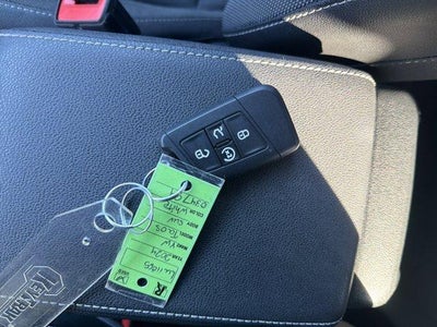 2024 Volkswagen Taos SE FWD