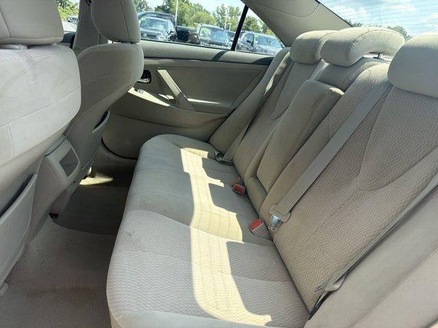 2011 Toyota Camry 4dr Sdn I4 Auto LE (Natl)