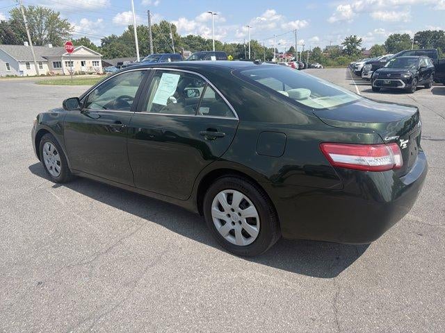 2011 Toyota Camry 4dr Sdn I4 Auto LE (Natl)