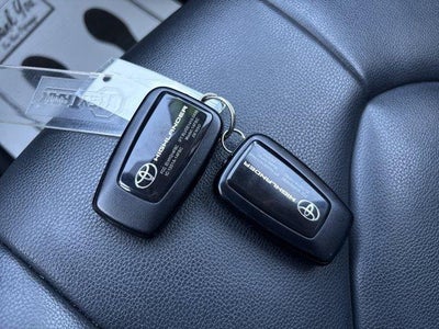 2022 Toyota Highlander XLE AWD (Natl)