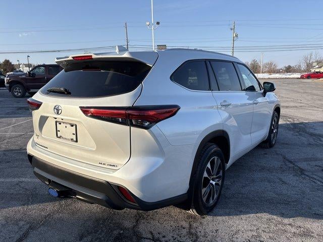2022 Toyota Highlander XLE AWD (Natl)