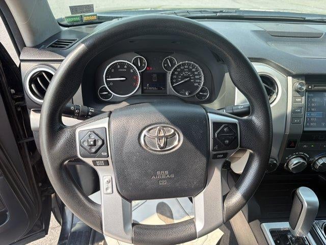2016 Toyota Tundra 4WD Truck 4WD CrewMax Short Bed 5.7L SR5 (SE)
