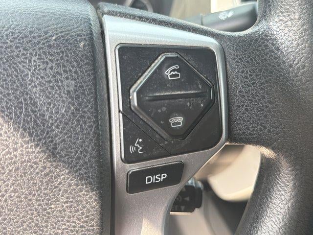 2016 Toyota Tundra 4WD Truck 4WD CrewMax Short Bed 5.7L SR5 (SE)