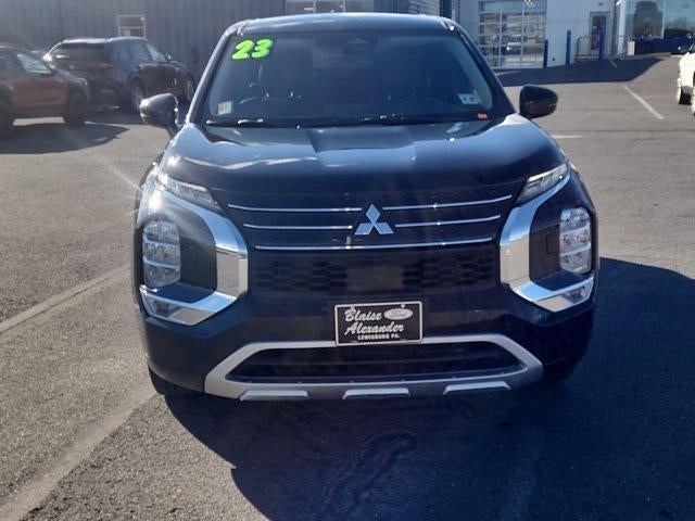 2023 Mitsubishi Outlander SE Special Edition FWD